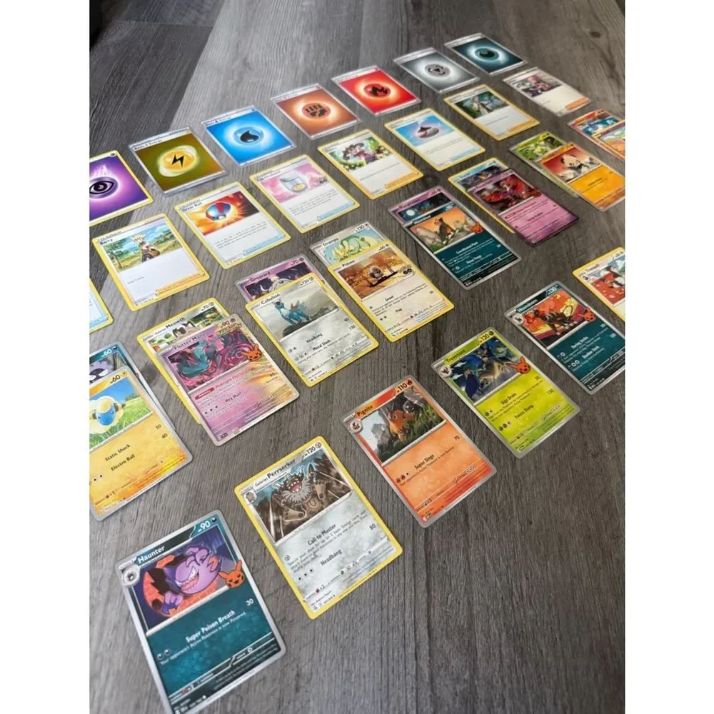 40 Pokémon Assorted Card Lot Stage 2 Stage 1 Basic Trainers